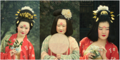 changan-moon:Traditional Chinese fashion in tang, song and ming dynasty style. Hanfu makeup by 陌上初华手