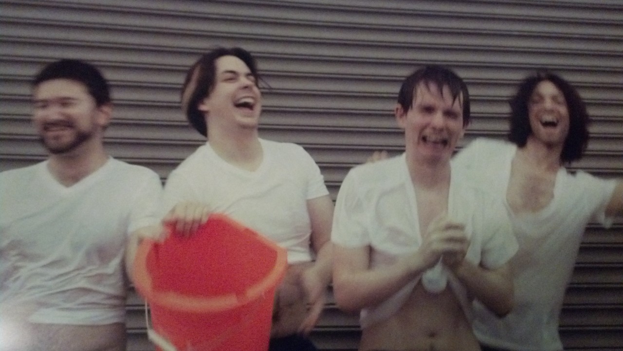 brumblebopples:  IM LAUGHIN SO HARD 