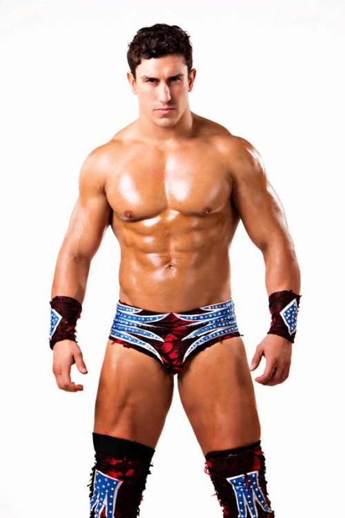 pickyofaceup:  TNA’s Ethan Carter III…but you may worship him as EC3  (via Inner Jobber) 