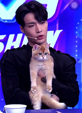 zyx:yixing and luobo @ 818 super show