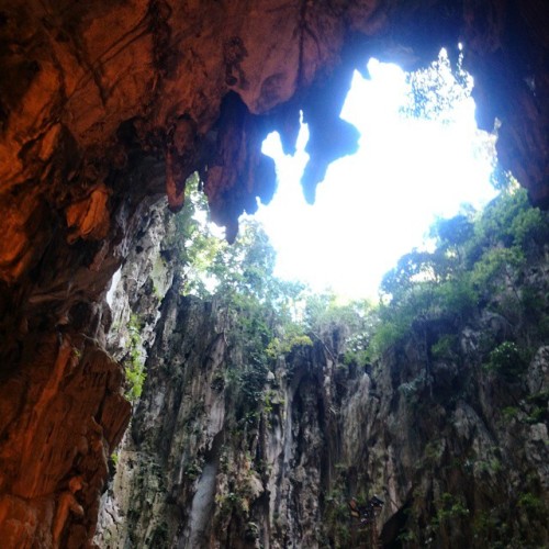 Dear God. Thank you for all the blessings!!! Seeing all these and experiencing it is truly a wonderful gift. Amen. Goodnight. #grateful   (at Batu Cave Kuala Lumpur Malaysia)