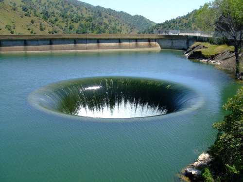 Monticello Dam, California