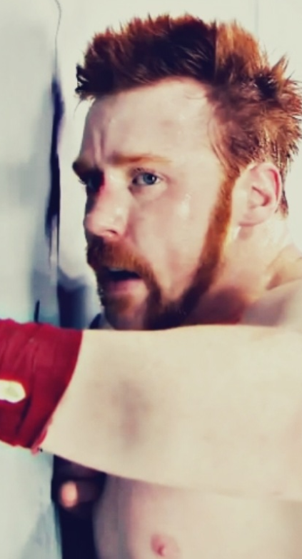 sheamusxlaoch:  I found this pic on my laptop from long ago. He has such dreamy eyes…..