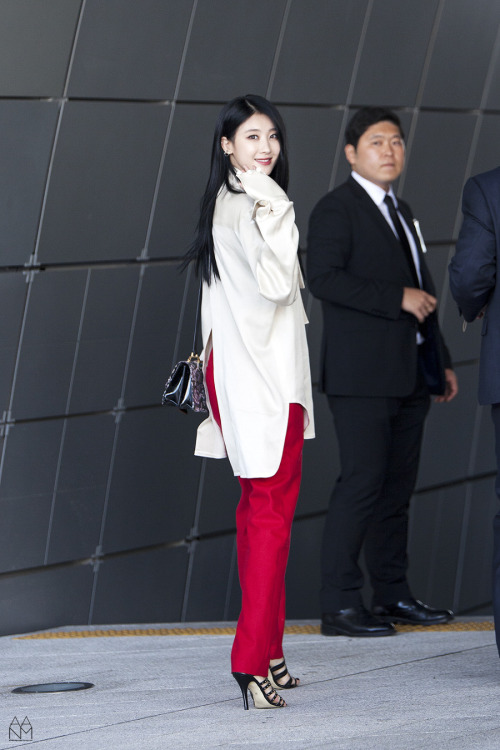 nine9memories: HYUNA | 16.10.18 SFW Caruso Collection © All About 9MUSES // do not edit