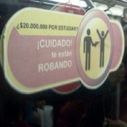 bringyourownlife:  Metro de santiago y sus