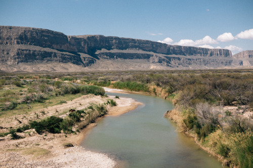 thegoodinatx: “I believe I speak for everyone when I say that Santa Elena Canyon was one of th