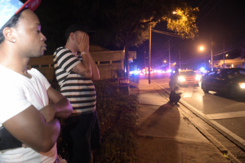 yoncehaunted:huffingtonpost: A gunman shot dead about 20 people and injured 42 others in a crowded g
