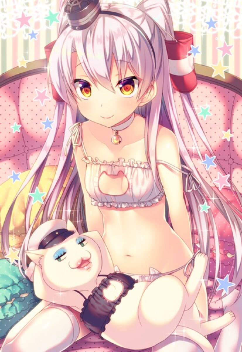 felkina:  Okay! Can one of my followers enlighten me to where this cat hole pyjama’s