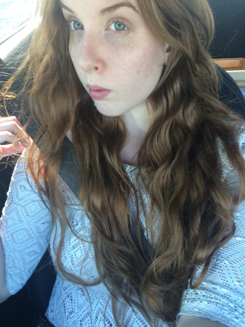 ero-hime:  My brows look so good??? 