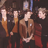 fckniall:  One Direction arriving at the Nrj Music Awards 