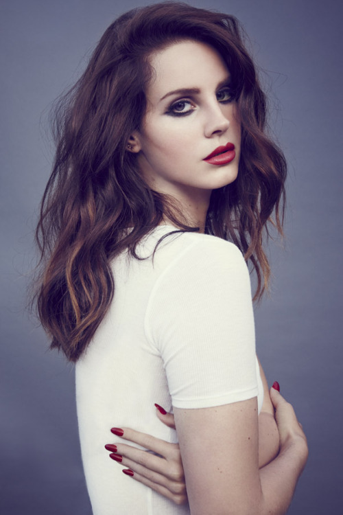 lesbeehive:Les Beehive – EXCLUSIVE: Lana Del Rey for Madame Figaro by James White, June 27th 2014