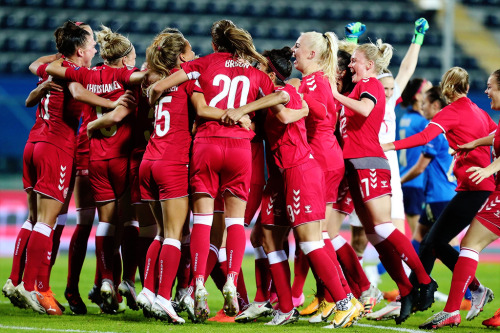 Denmark National Team celebrates after qualifying during UEFA Women&rsquo;s EURO 2022 qualifier 