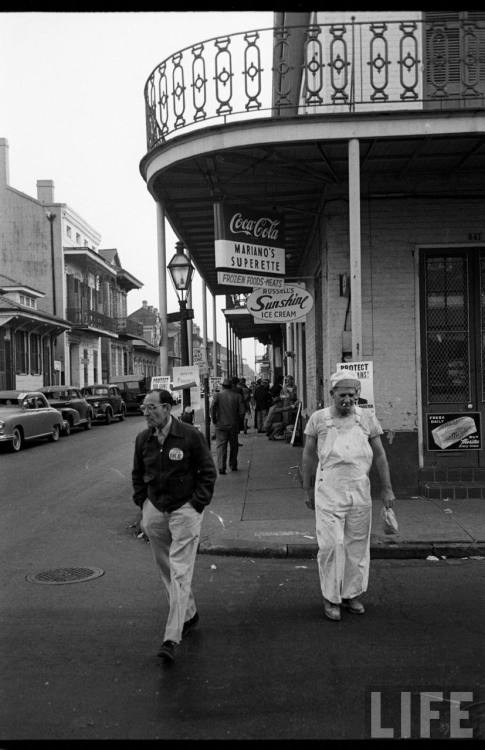 Election Day in New Orleans(John Dominis. 1952)