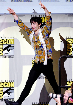 dailydccast:   Ezra Miller attends the Warner Bros.  Presentation during Comic-Con International 2016 at San Diego Convention  Center on July 23, 2016 in San Diego, California.         