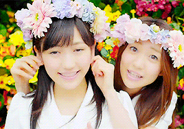 akb48g-gifs:  AKB48 31st Single: “Sayonara Crawl”“Crawl of memories, the summer