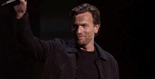 ewanmcgregorz:Ewan McGregor reacts to fans cheering at D23 Expo 2019