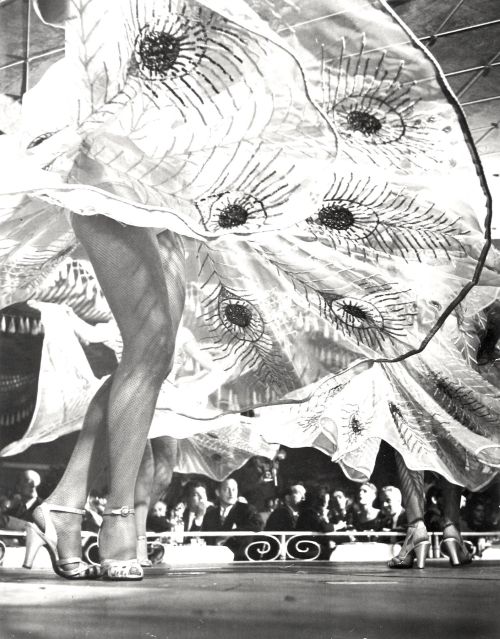 glamourofyesteryear:Chorus Girls at the Le Harlem Nightclub in New York City, photographed by Gjon M