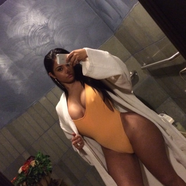 Daily Sexy Women