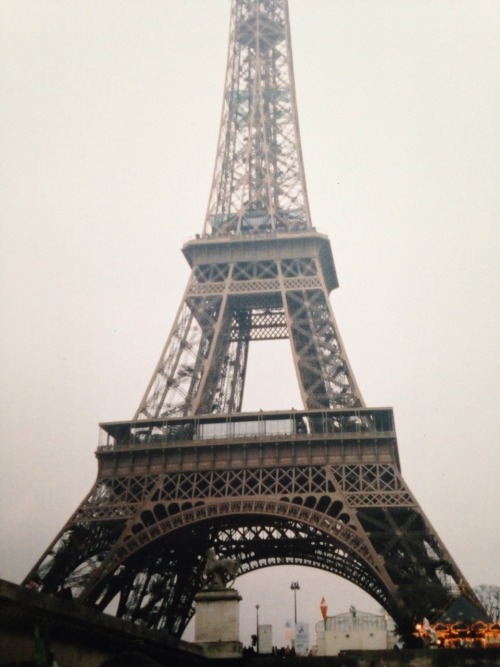 photographs i took in paris 2002