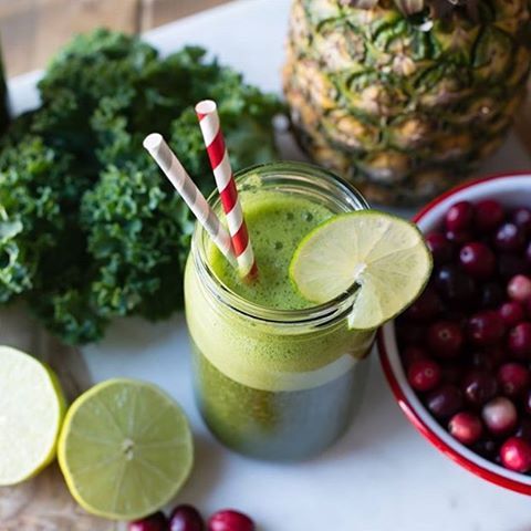 Check out this Cranberry Spritzer Green Smoothie created by @simplegreensmoothies it&rsquo;s per