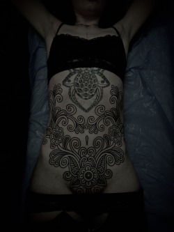 guyletatooer:  Belly done on Lahe  Under