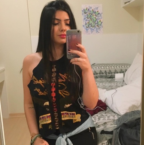http://streetgrl.tumblr.com/post/161147585722