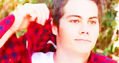 harvelles-deactivated20170329:  frick i love this person → dylan o’brien 
