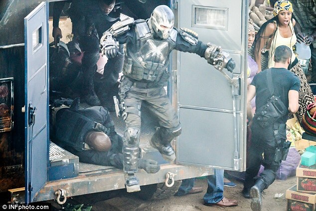 daily-superheroes:  Crossbones from the Captain America Civil War set.http://daily-superheroes.tumblr.com/