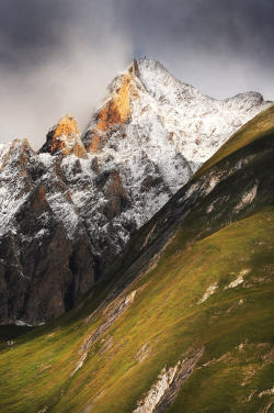 drxgonfly:Snowy Summer (by Jan Pavlicek)