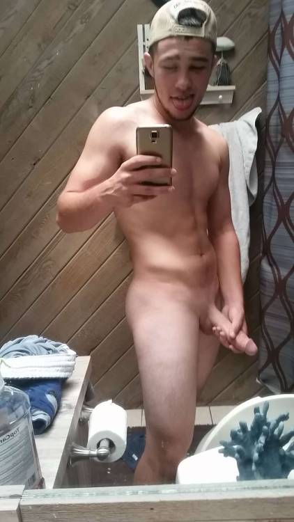 hot4dic2: straightdudesexposed: G.O. - RequestedG.O’s boy-next-door look may fool you into thi