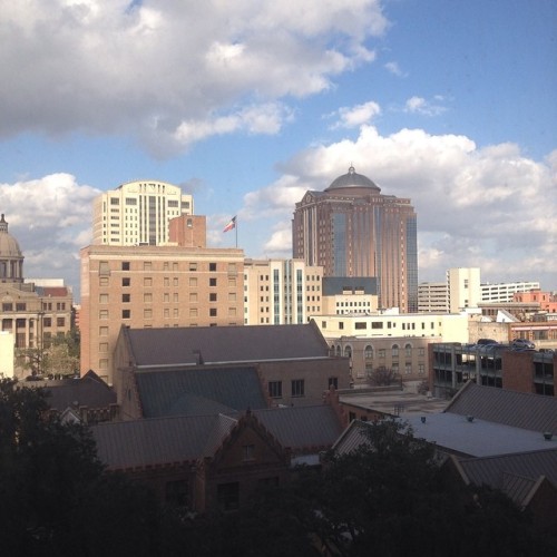 I forgot what a blue sky looks like. (at Magnolia Hotel Houston)