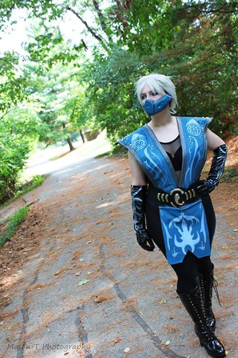nerdsandgamersftw:  Mortal Kombat Frost Cosplay By Mimiru Riley Photography by Mason T Photography