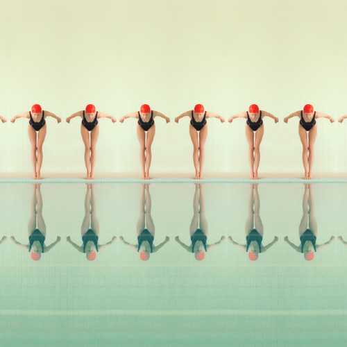 itscolossal:Synchronistic Images Captured in Soviet Era Swimming Pools by Photographer Maria Svarbov