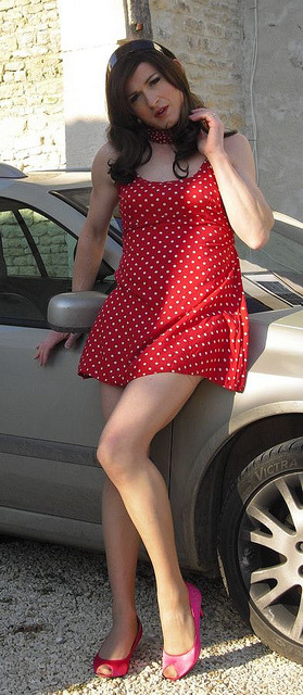http://prettycd.tumblr.com/post/118416763964