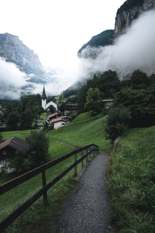 alecsgrg:Lauterbrunnen, Switzerland | ( by Aron )