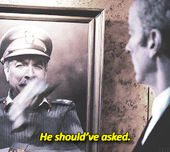 coruscant-sky:  People keep saluting, I’m never gonna salute back. 