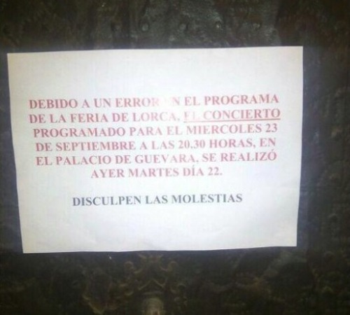 finofilipino:  Cambio de fecha, el concierto al final será… AYER.Enviado por petercopter.