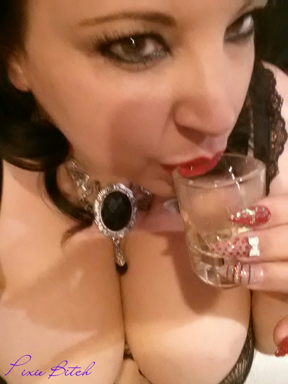 pixie-bitch75:  It’s 5 o'clock somewhere… thanks to my friend Winter Jack im