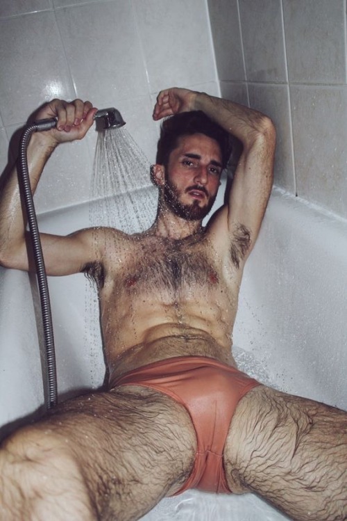 hornyprinceee: Sweaty and wet hairy sexy guy #sexy #hairy