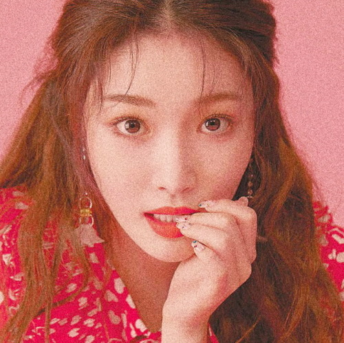 → chungha icons; → request are open ♡