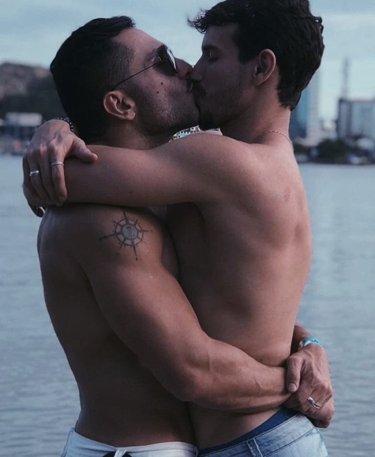 bestgaystuff:  x