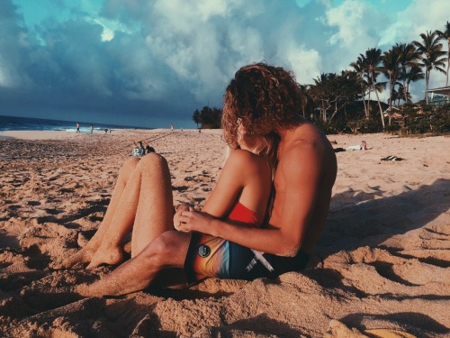 jayalvarrez:  Had to take her back with me jayalvarrez