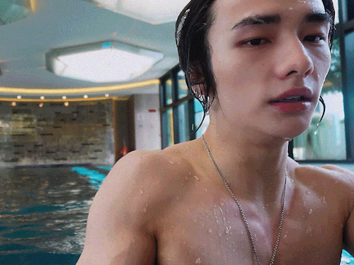SKZ VLOG: HYUN.ES HOELIDAY 9