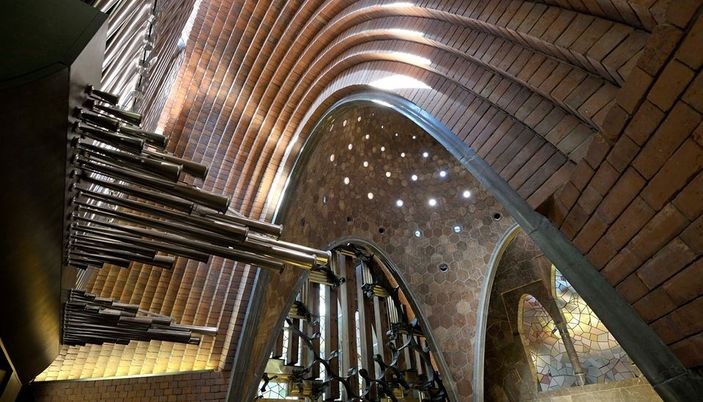 lostprofile:   ANTONI GAUDÌ INTERIORS As the recently restored Casa Vicens (1883/85) makes clear, Antoni Gaudì’s architecture, both outside and in, was initially a Catalunyan version of the dominant historicism and eclecticism, reflecting Gaudì’s