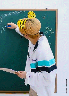 honeyseoho:class with mr tiger has begun!! bonus: