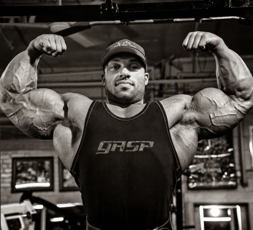drwannabe:  Jonathan Delarosa 