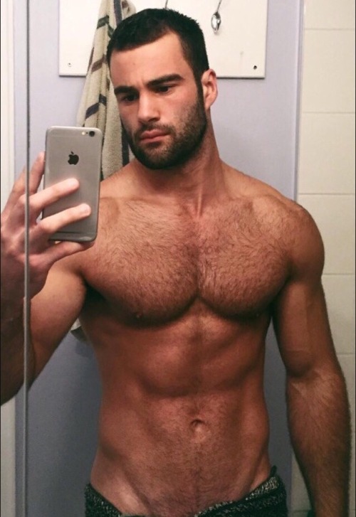 heavenforgays:  MORE PHOTO