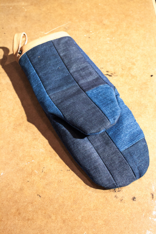 New handmade oven glove with patchwork- manufactured in Sweden at Blue Jeans Company