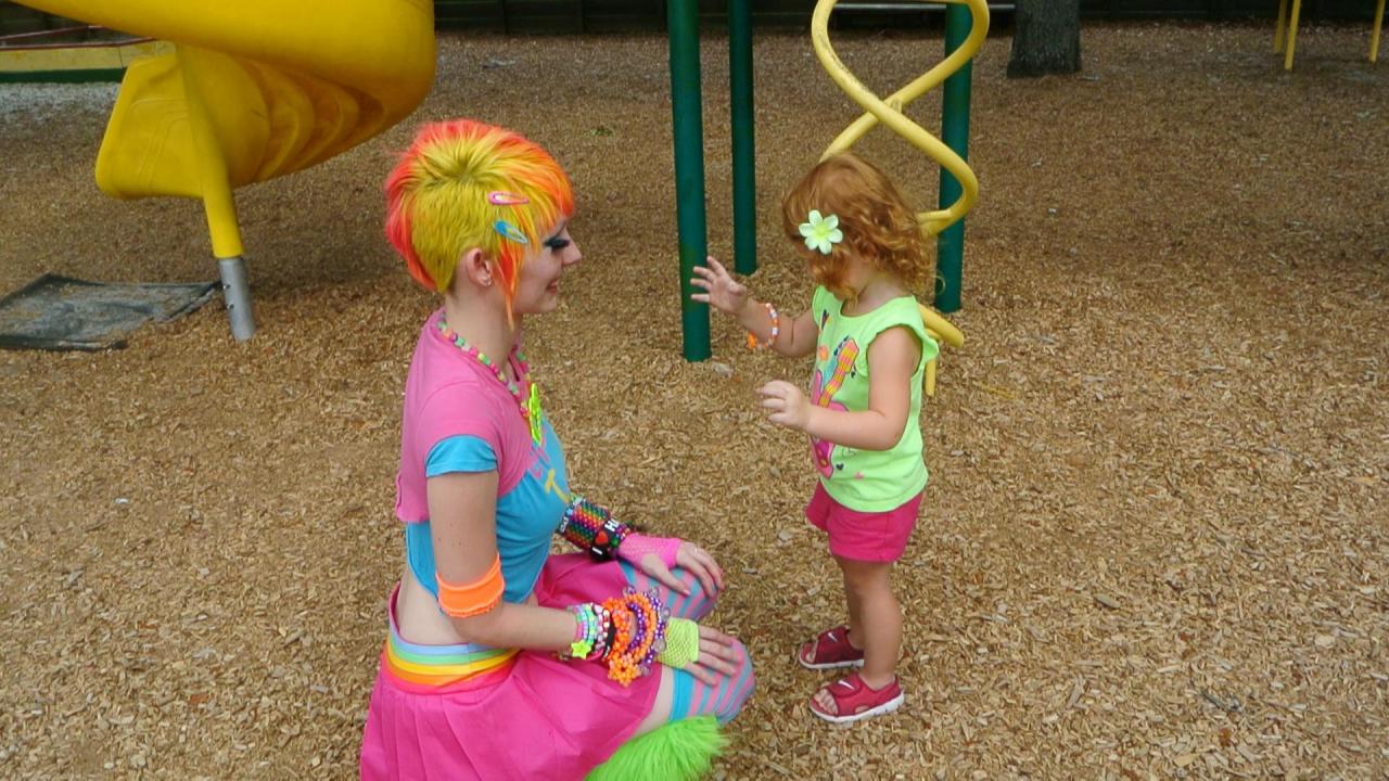 zoevanwest:  XD this is an adorable outtake from my Kikgirl Shoot, this little girl