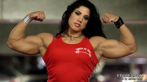 powerviking:  hey look! Jessica Scofield.  Pretty and sexy dangerous combination